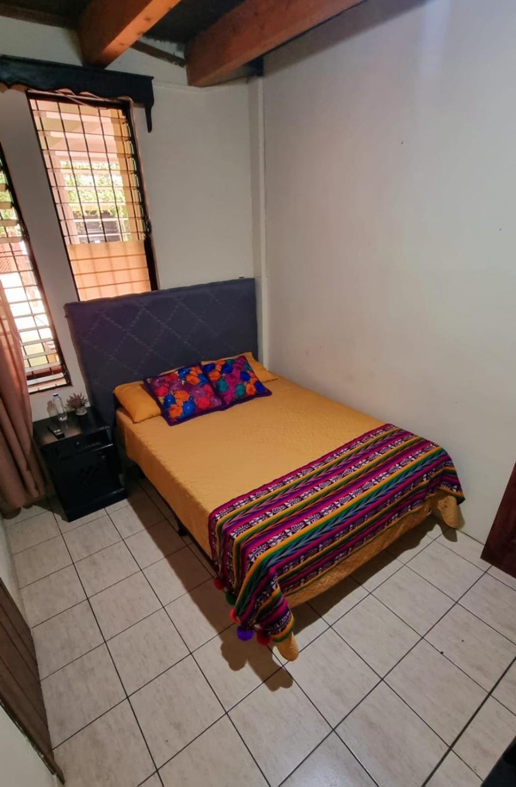 Azura Hotel Boutique Cobán エクステリア 写真