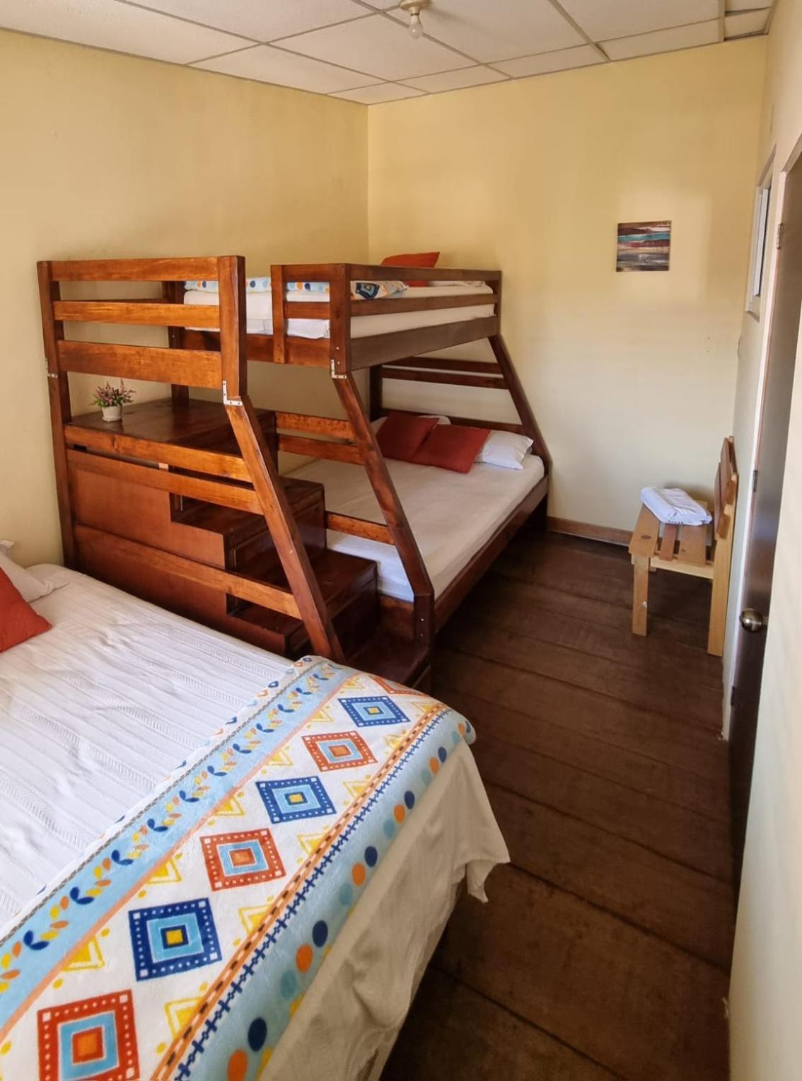 Azura Hotel Boutique Cobán エクステリア 写真